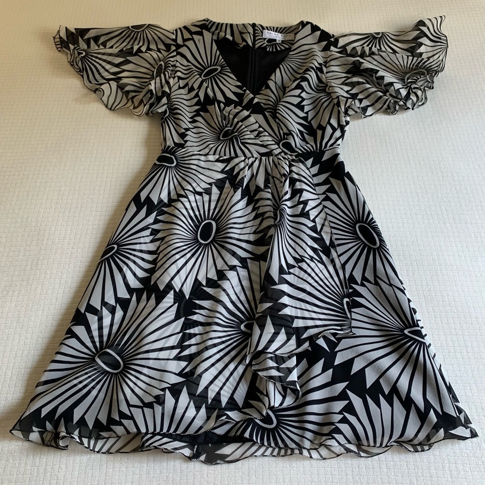 Trina Turk black/cream pinwheel dress